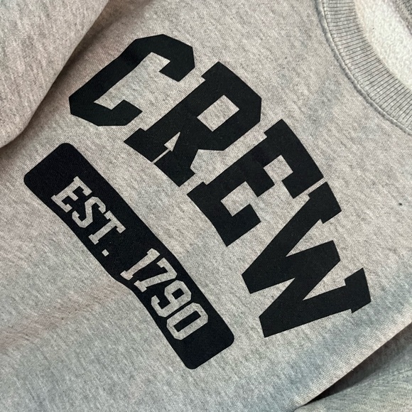 Cropped sweatshirt - Picture 2 of 4